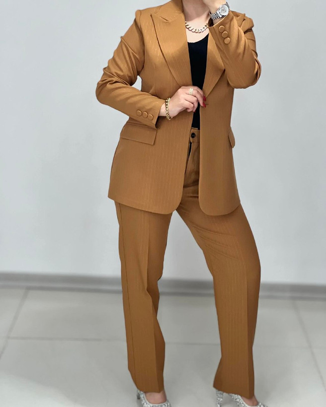 کت و شلوار زنانه زیبا اداری و رسمی 0341 کالکشن شیک پوشان